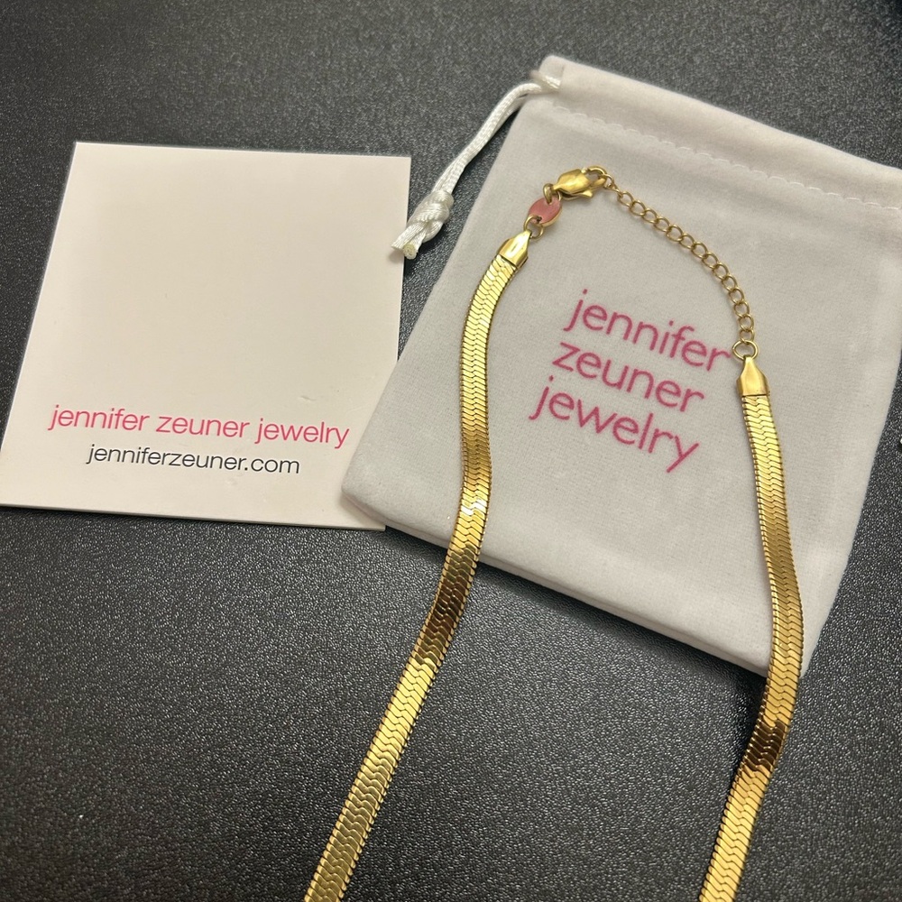 Jennifer Zeuner Karli Herringbone Necklace - Picture 4 of 4